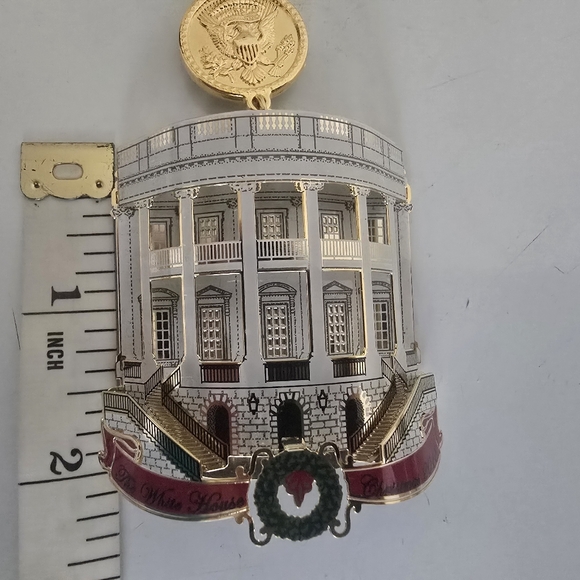 2018 White House Historical Association Christmas Ornament Truman Box And Papers - Picture 9 of 11